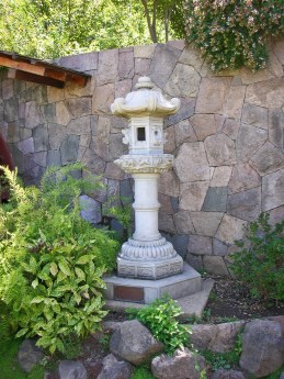 tall-japanese-lantern