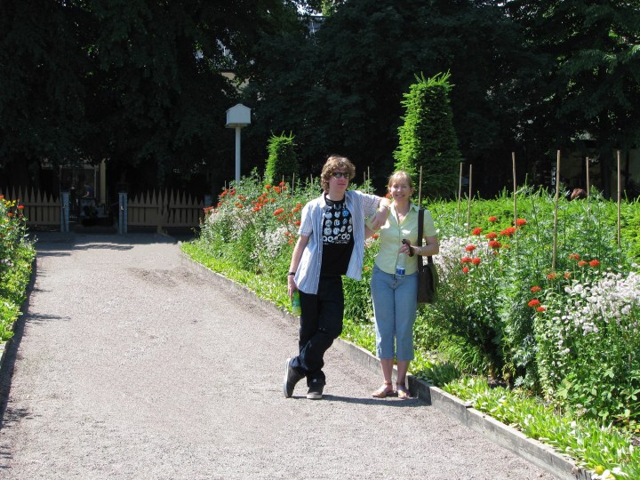 linnaeus-garden-path-in-uppsala